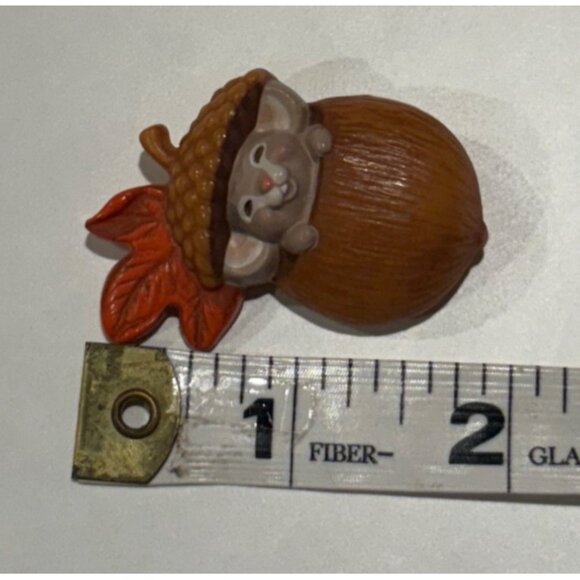 VTG 1985 Hallmark Pin Brooch Mouse In Acorn Leaf Thanksgiving Holiday Jewlery Vi - Picture 6 of 6